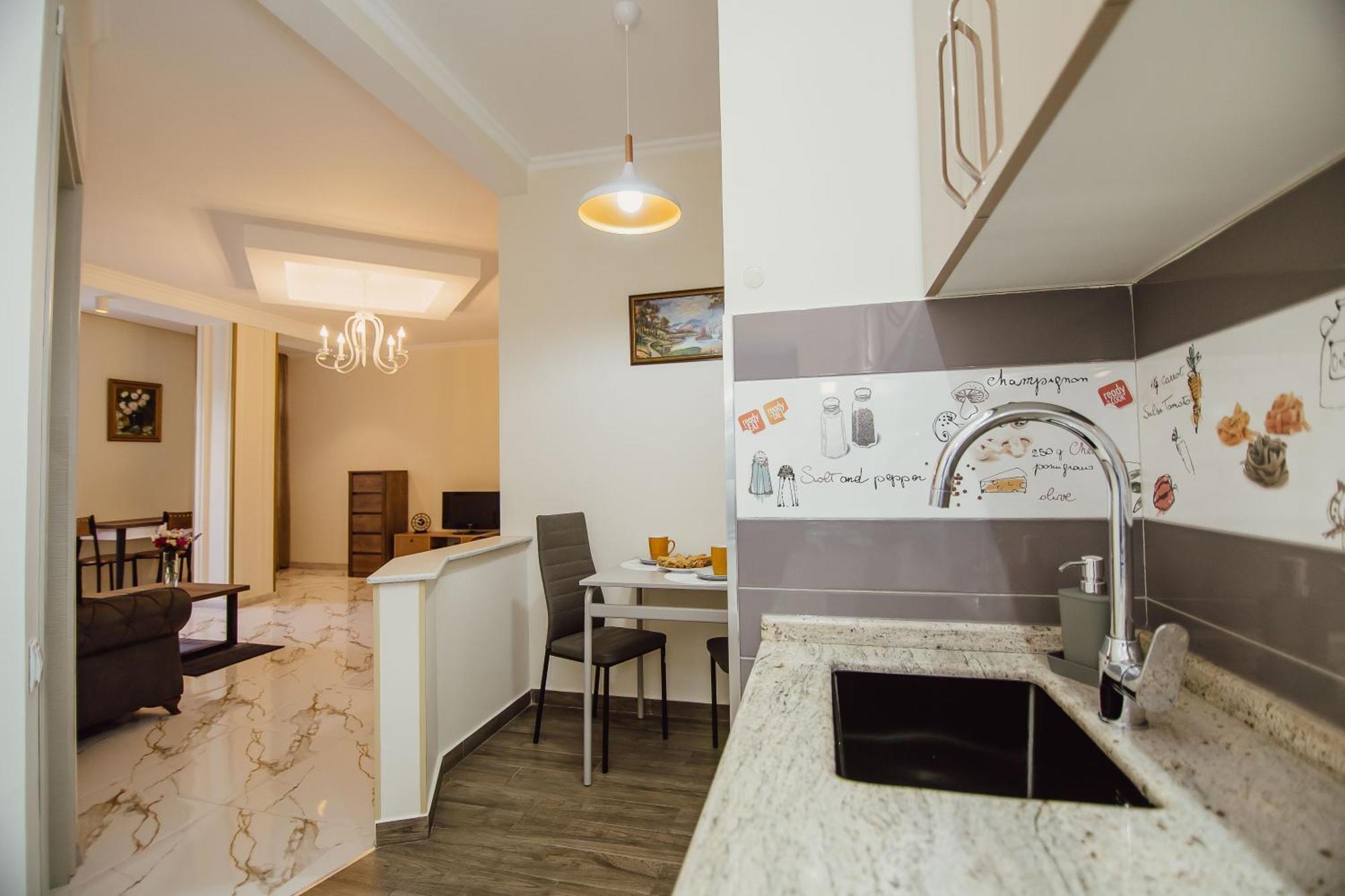 Ekaterine'S Apartments Batumi Exteriér fotografie